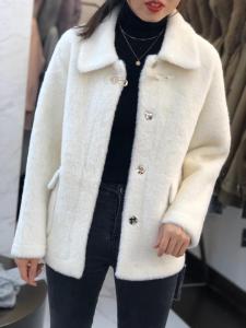 女装