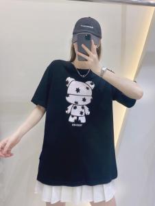 新款短T，女装，米社