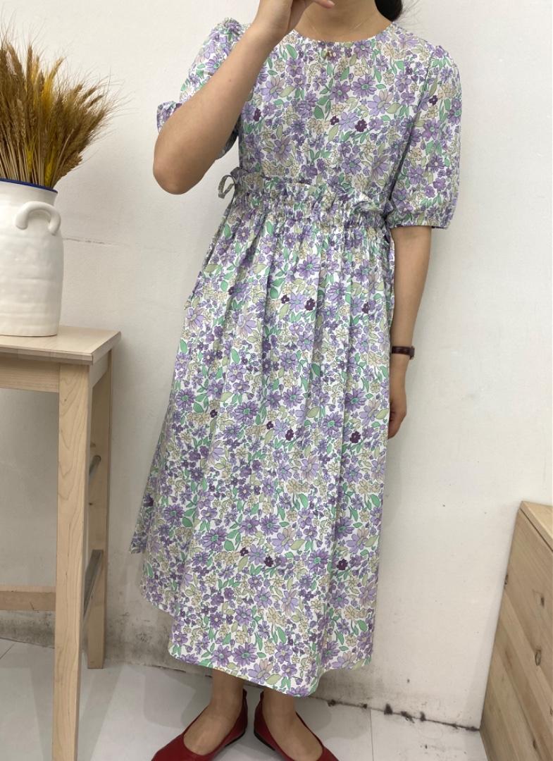 韩版中长款连衣裙韩版波西米亚现货，女装连衣裙，雨木其