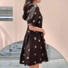 【现货】小黑裙，女装，嘉乐馨秀(4F)