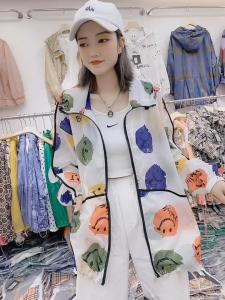 女装