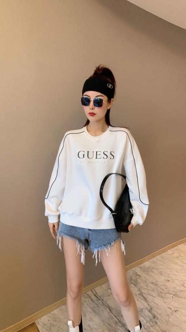 新品圆领长袖纯棉刺绣卫衣，女装卫衣/绒衫，伊歌莉