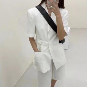 夏季新款：设计风格白色西装,女装西装,新芬子