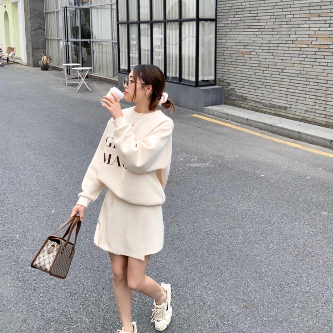卫衣套装，女装卫衣/绒衫，莫娜NORA