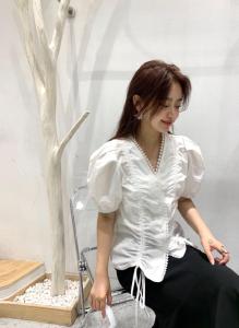 夏季新款韩版蕾丝上衣,女装,邱小姐