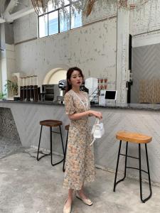 刺绣蕾丝连衣裙,女装连衣裙,依启蒙