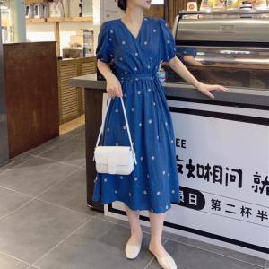 现货剌绣连衣裙，女装连衣裙，CL.chuling