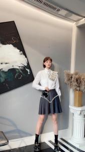 黑白条纹飘带衬衣,其它,牙角