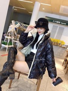 皮毛一体，羽绒服，羽绒马甲,女装羽绒服,依人久久