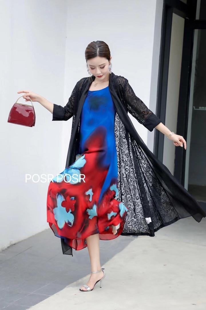 披肩?吊带连衣裙????，女装背心吊带，珀莎