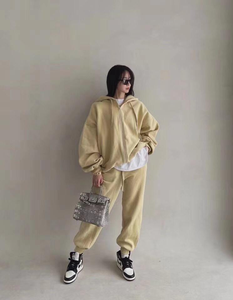 韩卫衣套装，女装卫衣/绒衫，佩瑶的店