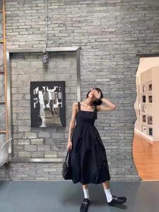 时间洋气款 吊带连衣裙,女装背心吊带,转角爱尚