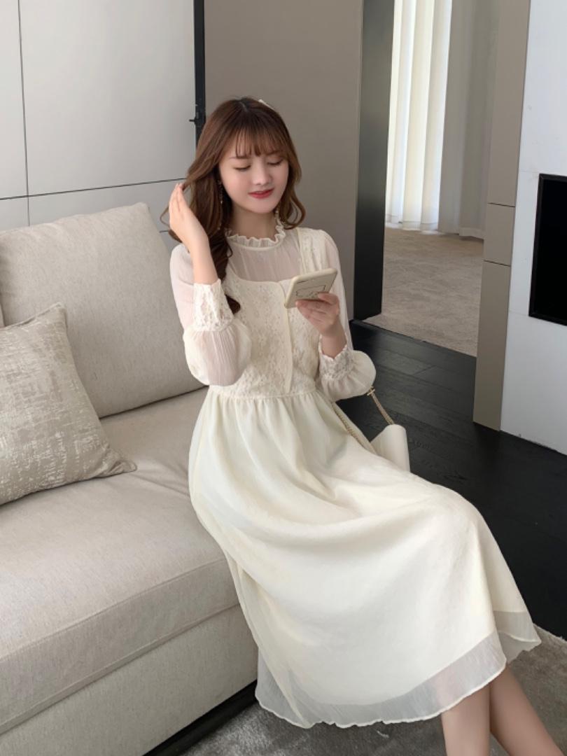 蕾丝拼接连衣裙，女装连衣裙，凯宝莉