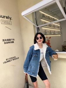 加绒牛仔外套，其它，转角爱尚