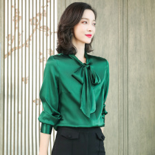 绿色