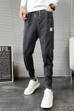 2025年秋季新品牛仔裤男士韩版修身束脚裤潮牌男士休闲裤长裤，男装牛仔裤，电商A327