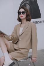 #现货春花与熙南简约气质短款西装外套，女装西装，春花与熙南(5F)