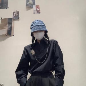 New 秋款全面上新 金属牌衬衫 下摆抽绳 可盐可甜,女装衬衫,Queena PHoebe