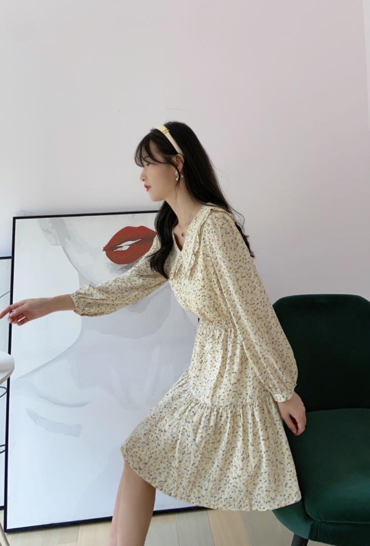 现货碎花收腰连衣裙，女装连衣裙，Linda Jean