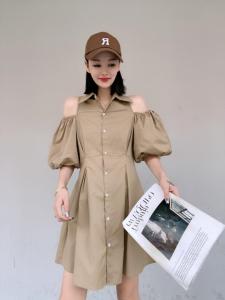 韩版漏肩泡泡袖连衣裙,女装连衣裙,玩美