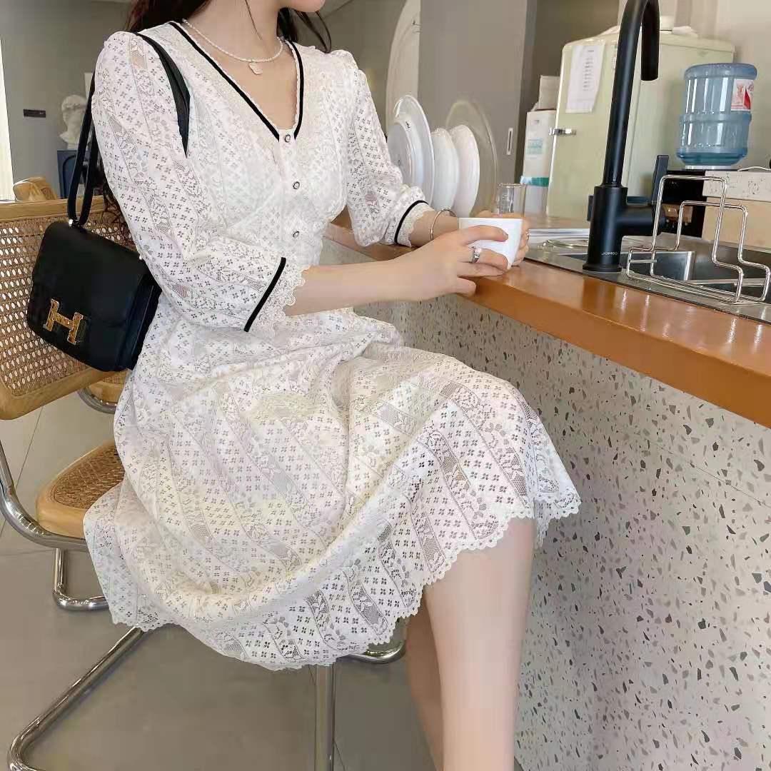 现货秋款蕾丝收腰连衣裙，女装连衣裙，晗梦轩
