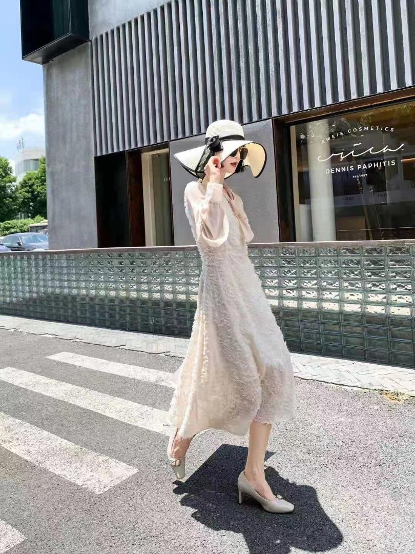 现货秋季新品连衣裙，女装连衣裙，洲忆家