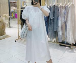 设计师前后两面穿设计感褶皱松紧收腰泡泡袖连衣裙,女装连衣裙,乌青毓秀
