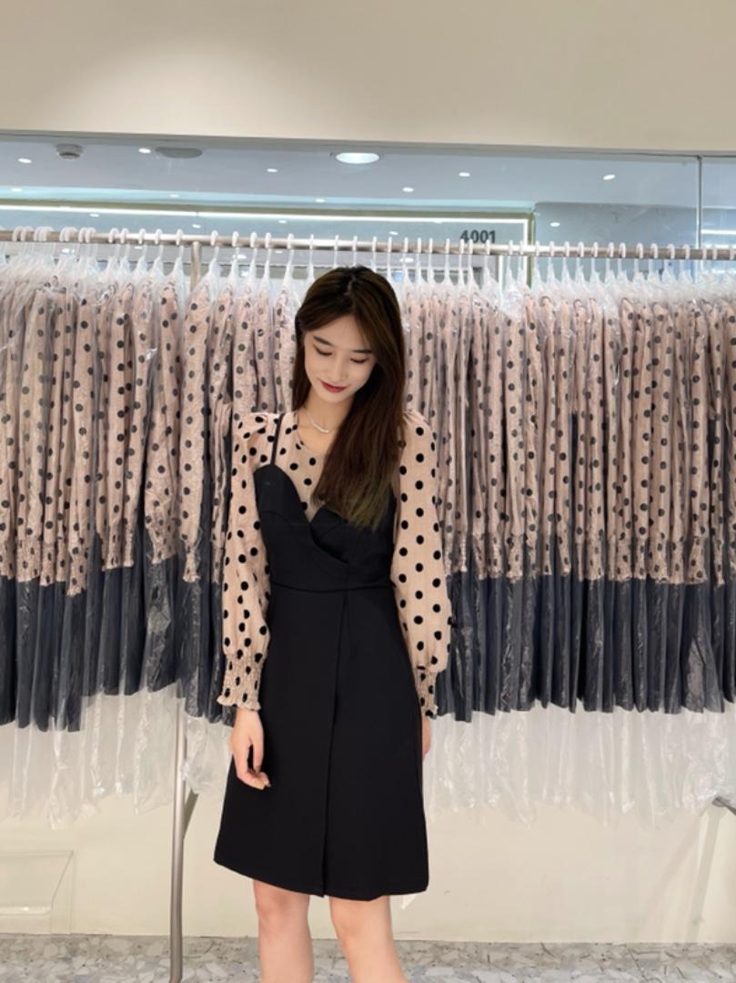 法式连衣裙，女装连衣裙，依挺好