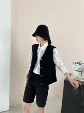 现货秋季新款金扣小女人韩版马甲，女装马夹，衣橱攻略