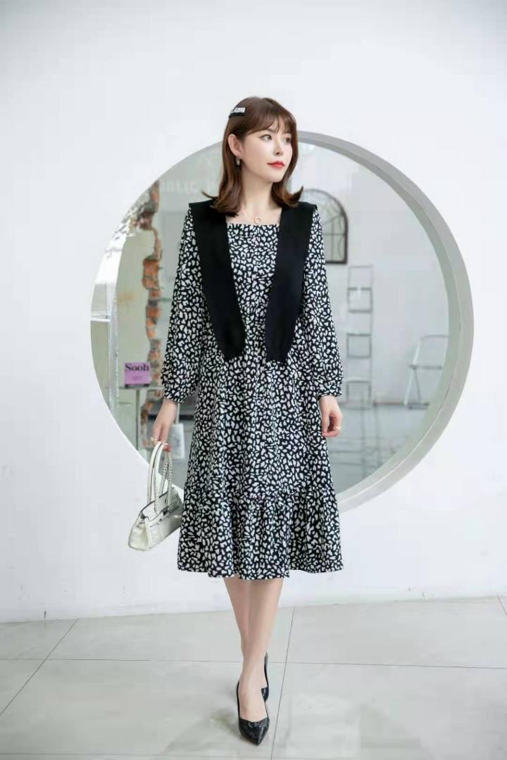 〈现货〉连衣裙，女装连衣裙，伊娜蕾尔
