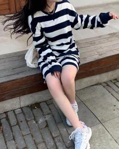条纹短裤套装，女装职业装，one to one for you