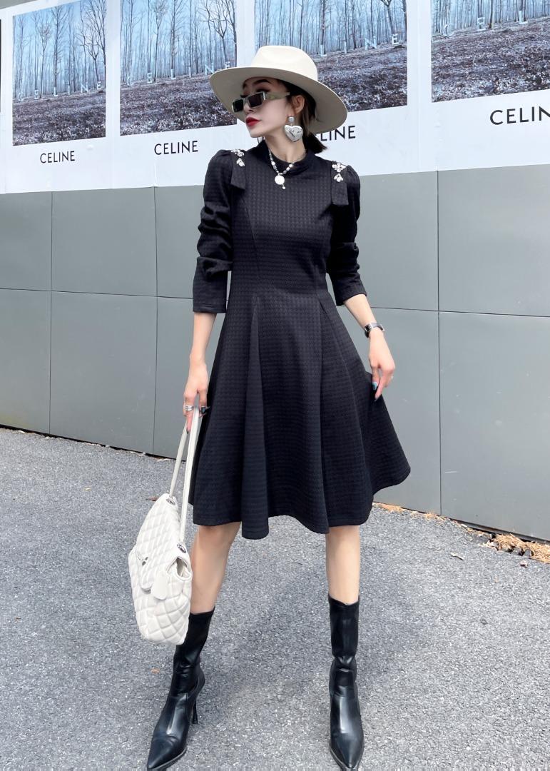 新款连衣裙，女装连衣裙，禾瓷