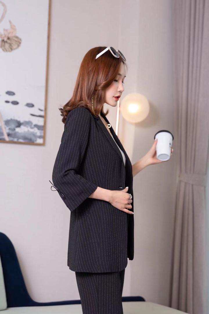 秋季新款套装，女装职业装，有声有色