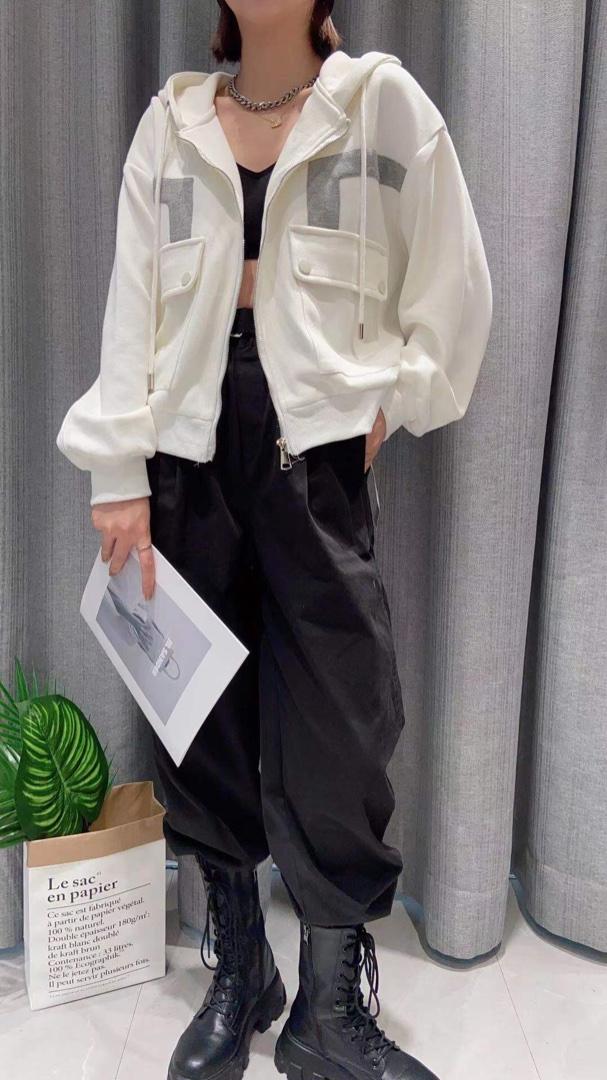 设计款后背刺绣卫衣外套，女装卫衣/绒衫，姚姚家