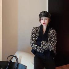 2021秋季新品韩版宽松针织拼接上衣潮短外套，女装短外套，L·H·X