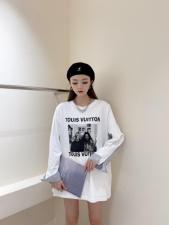 秋季新款2021年初秋薄款卫衣设计感韩版宽松版型，女装卫衣/绒衫，咖啡色