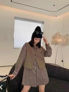 新款马甲格子连衣裙,女装马夹,红头发儿