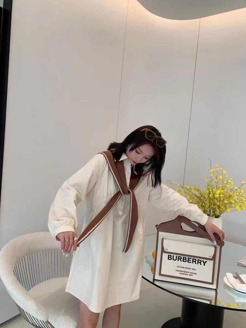 新款披肩连衣裙，女装连衣裙，红头发儿
