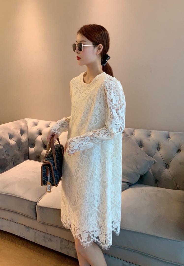 2021秋季新款简约设计蕾丝连衣裙，女装连衣裙，程稀