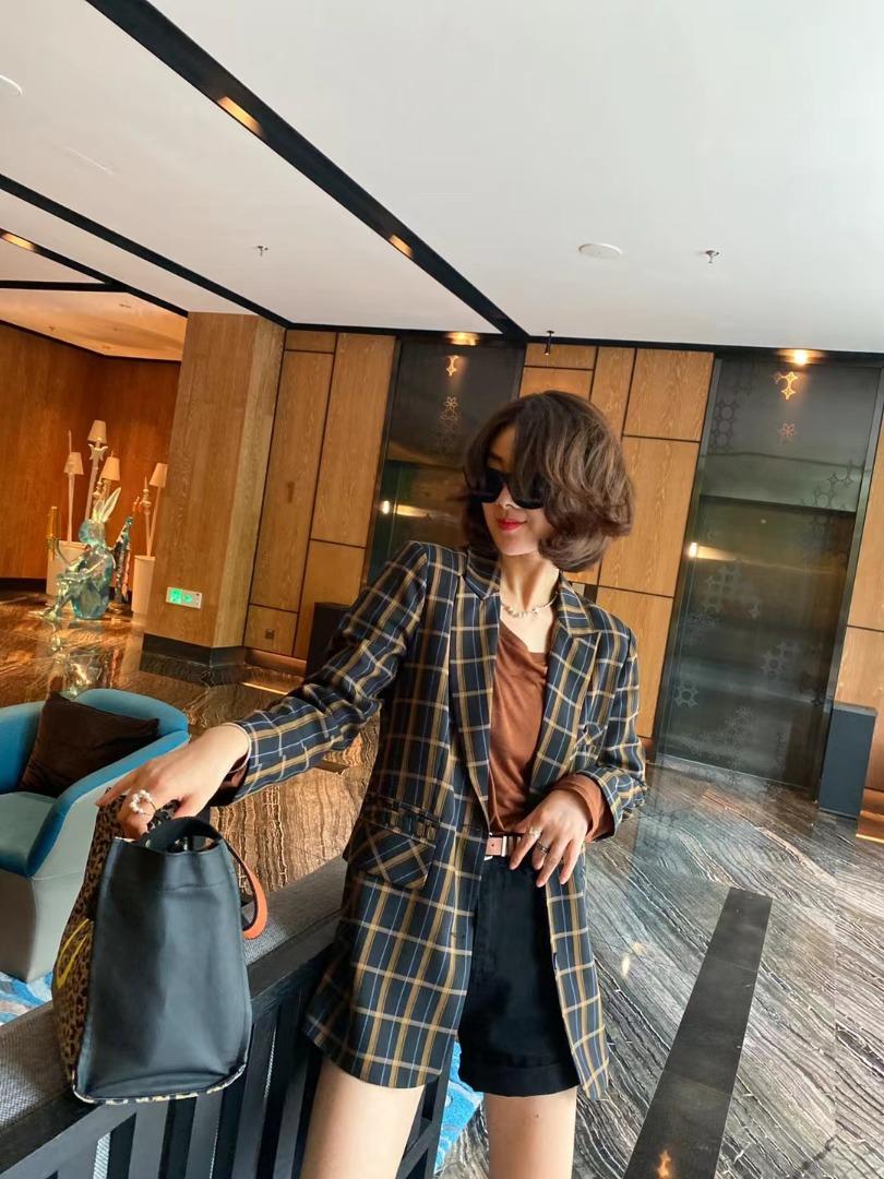 【现货】2021新款西装外套，女装西装，百媚丽人