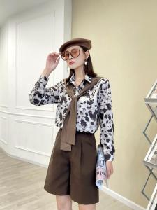披肩花色小衫,其它,与慧辛