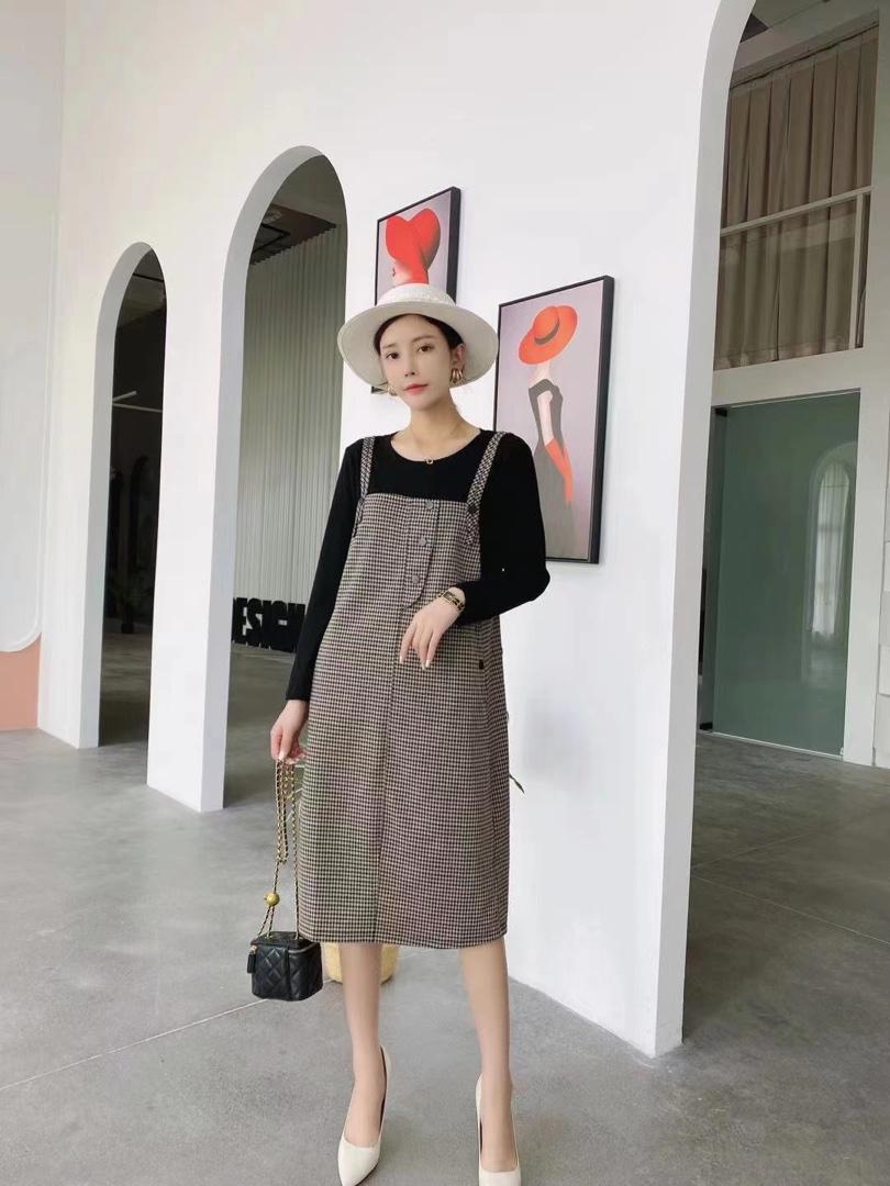 【现货】秋季新款时尚宽松显瘦拼接假两件连衣裙，女装连衣裙，名怡