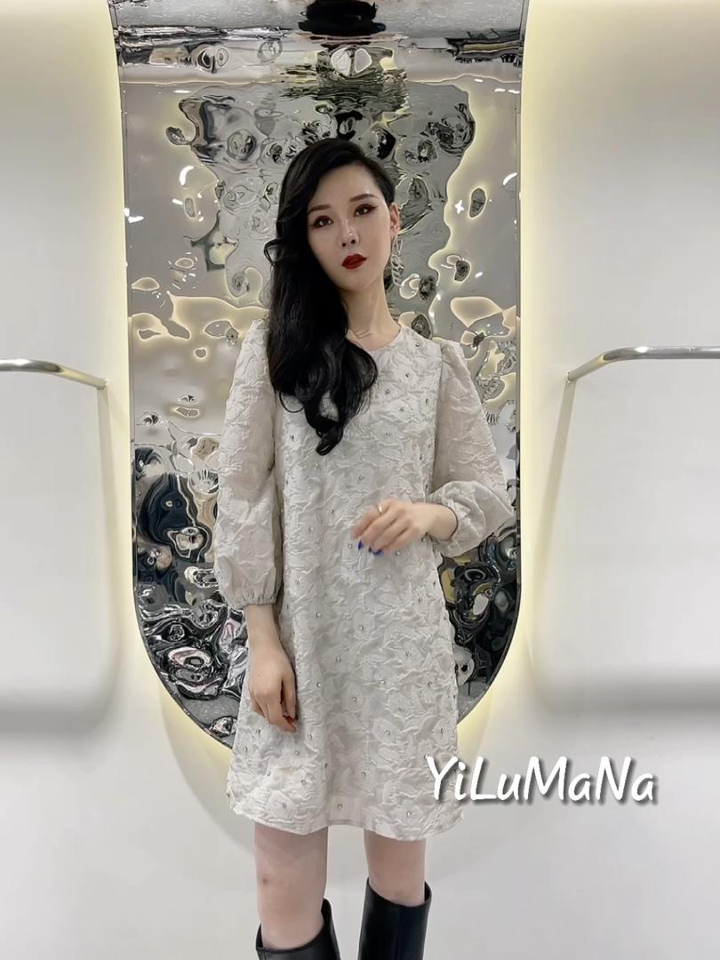 现货秋装韩版连衣裙，女装连衣裙，一露玛娜