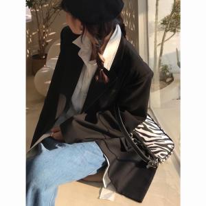 后背贴标西装外套 黑白两色,女装西装,Queena PHoebe