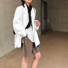 后背贴标西装外套黑白两色，女装西装，Queena PHoebe