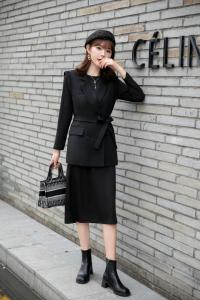 【新款现货】秋季黑色马甲连衣裙两件套,女装马夹,水锦红