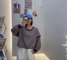 现货，条纹针织短款卫衣，女装卫衣/绒衫，月光水岸