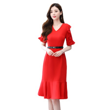 2022夏季气质收腰优雅迷人性感时尚舒适感性小V领个性短袖，女装连衣裙，卡杰菲
