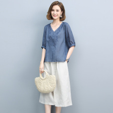 2021夏季新款简约气质V领绣花上衣时尚休闲舒适两件套裙，女装套装/套裙，丽影随形
