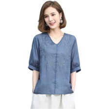 2024夏季新款简约时尚优雅气质V领绣花休闲舒适上衣，女装T恤，丽影随形
